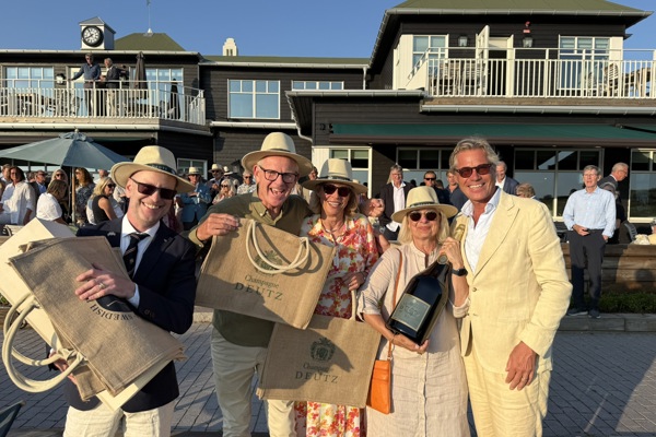Champagne Deutz Hundramannagolf