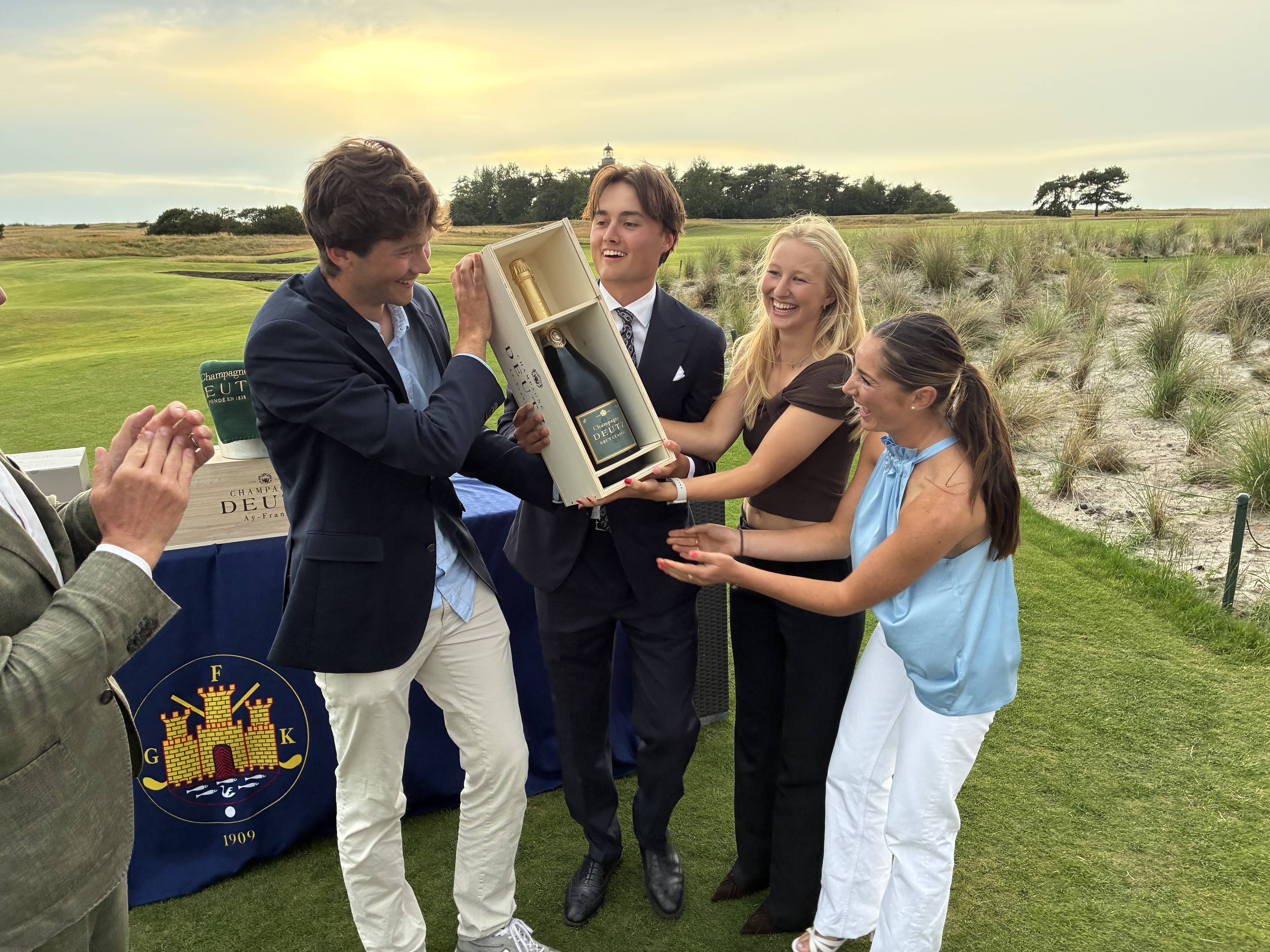 Tvåa William Eckerberg, Wener von Schwerin, Liv Gantelius & Caitlin Maurice